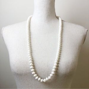 Vintage CROWN TRIFARI White Saucer Beaded Necklace, Mod Basic Long Designer Luci